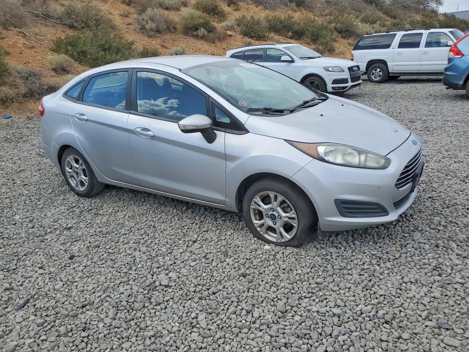 2015 Ford Fiesta მანქანა იყიდება აუქციონზე, vin: 3FADP4BJ2FM200285, აუქციონის ნომერი: 64372106