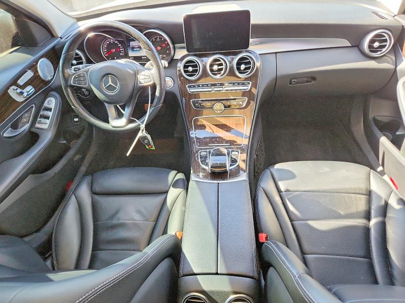 2017 Mercedes-benz C მანქანა იყიდება აუქციონზე, vin: 55SWF4KB0HU208731, აუქციონის ნომერი: 65567866