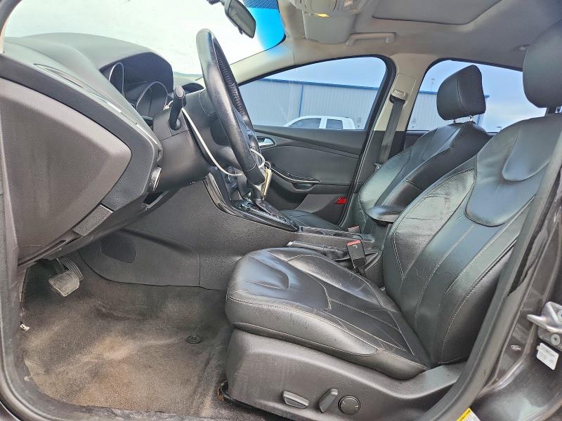 63664246 :رقم المزاد ، 1FADP3N20FL215304 vin ، 2015 Ford Focus مزاد بيع