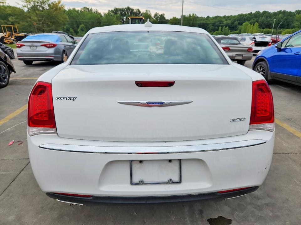 2019 Chrysler 300 მანქანა იყიდება აუქციონზე, vin: 2C3CCAAG0KH727227, აუქციონის ნომერი: 65515676