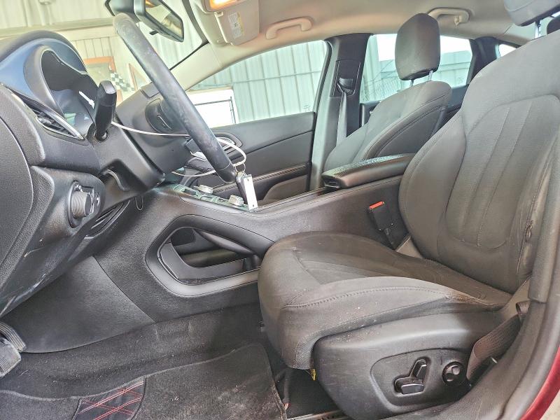 64056686 :رقم المزاد ، 1C3CCCAB7FN752672 vin ، 2015 Chrysler 200 مزاد بيع