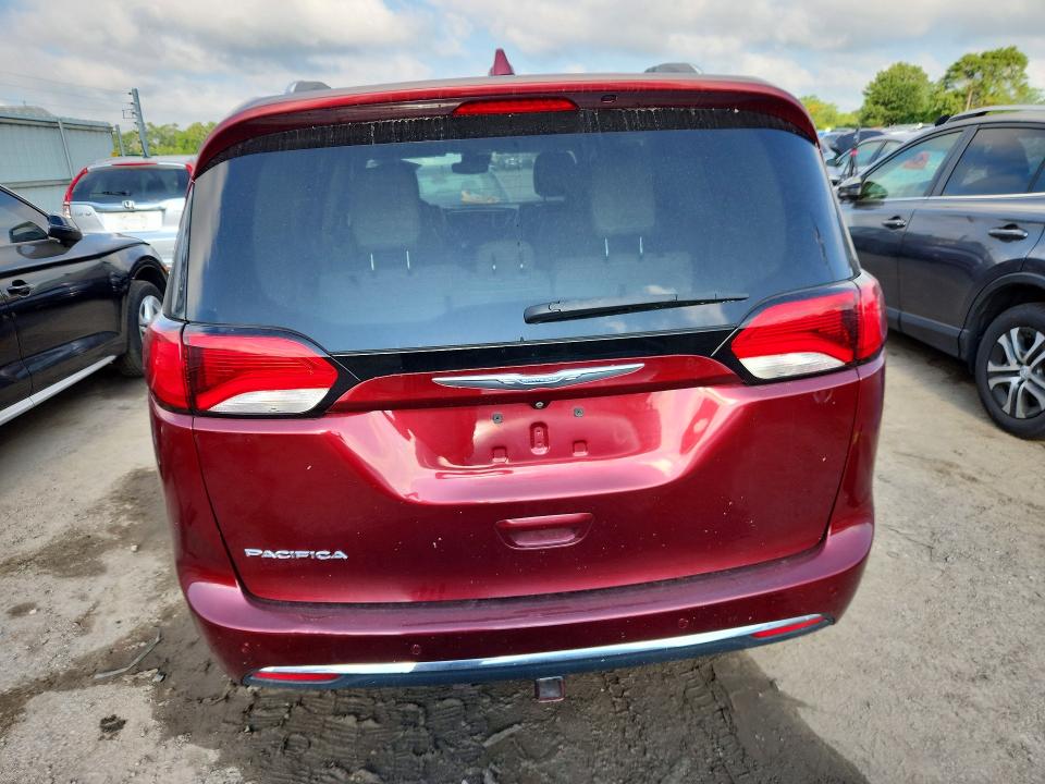 65749996 :رقم المزاد ، 2C4RC1EG2HR526089 vin ، 2017 Chrysler Pacifica مزاد بيع
