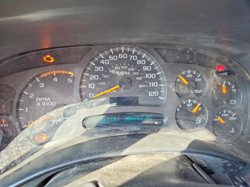 63923656 :رقم المزاد ، 1GCJC33245F960730 vin ، 2005 Chevrolet Silverado مزاد بيع