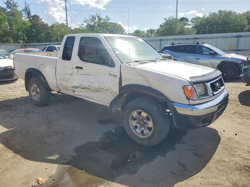 2000 Nissan Frontier მანქანა იყიდება აუქციონზე, vin: 1N6ED26T9YC394192, აუქციონის ნომერი: 62715926