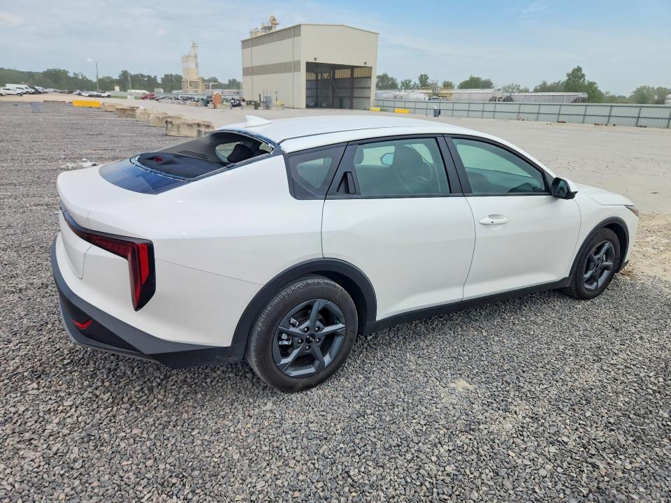 65394366 :رقم المزاد ، 3KPFT4DE6TE319865 vin ، 2026 Kia K4 مزاد بيع
