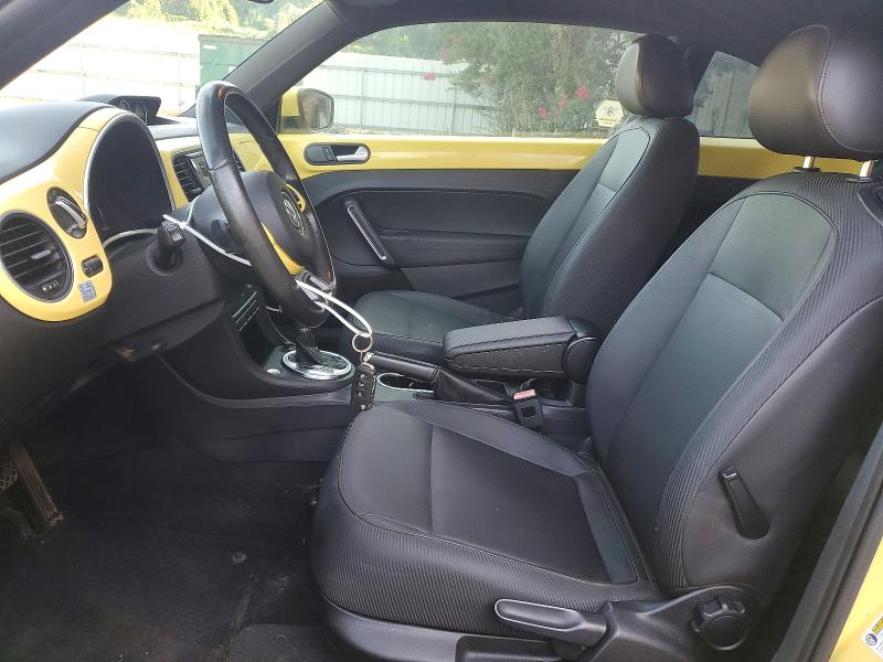 64114266 :رقم المزاد ، 3VWJL7AT8DM685474 vin ، 2013 Volkswagen Beetle مزاد بيع
