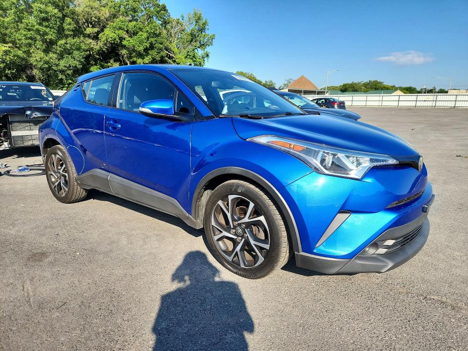 65660216 :رقم المزاد ، NMTKHMBX7KR078261 vin ، 2019 Toyota C-hr مزاد بيع