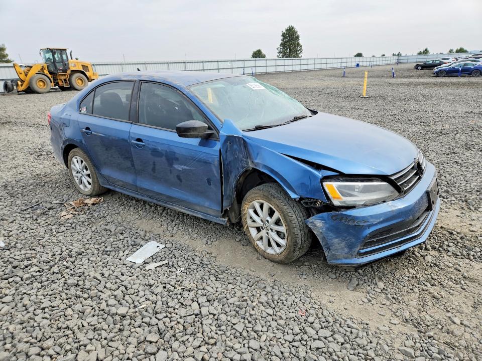 65708506 :رقم المزاد ، 3VWD17AJ1FM332532 vin ، 2015 Volkswagen Jetta مزاد بيع