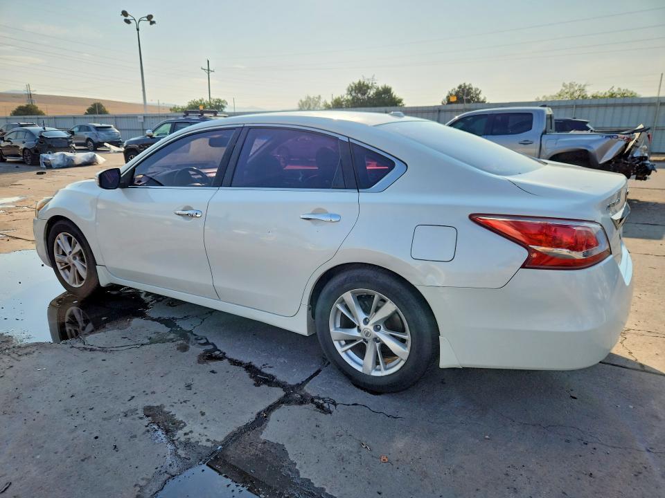 2013 Nissan Altima მანქანა იყიდება აუქციონზე, vin: 1N4AL3AP5DC253768, აუქციონის ნომერი: 62877426