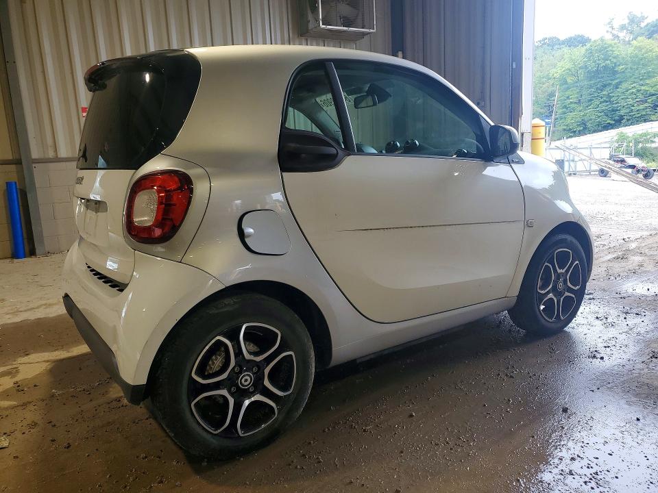 Aukcja sprzedaży 2018 Smart Fortwo, vin: WMEFJ9BA5JK283701, numer aukcji: 64588906