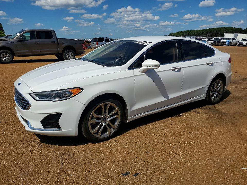 Продажа на аукционе авто 2019 Ford Fusion, vin: 3FA6P0CD0KR117333, номер лота: 64768306