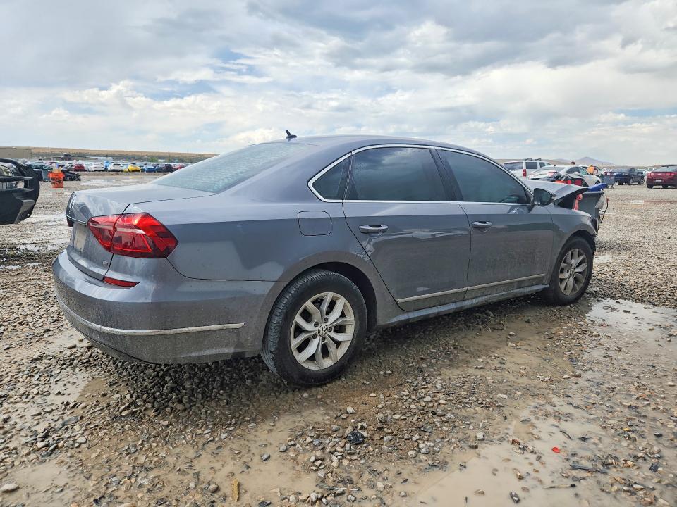 Продажа на аукционе авто 2017 Volkswagen Passat, vin: 1VWAT7A3XHC003539, номер лота: 66902596