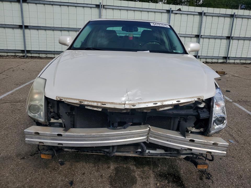 64787676 :رقم المزاد ، 1G6KD5EY2AU106214 vin ، 2010 Cadillac Dts مزاد بيع