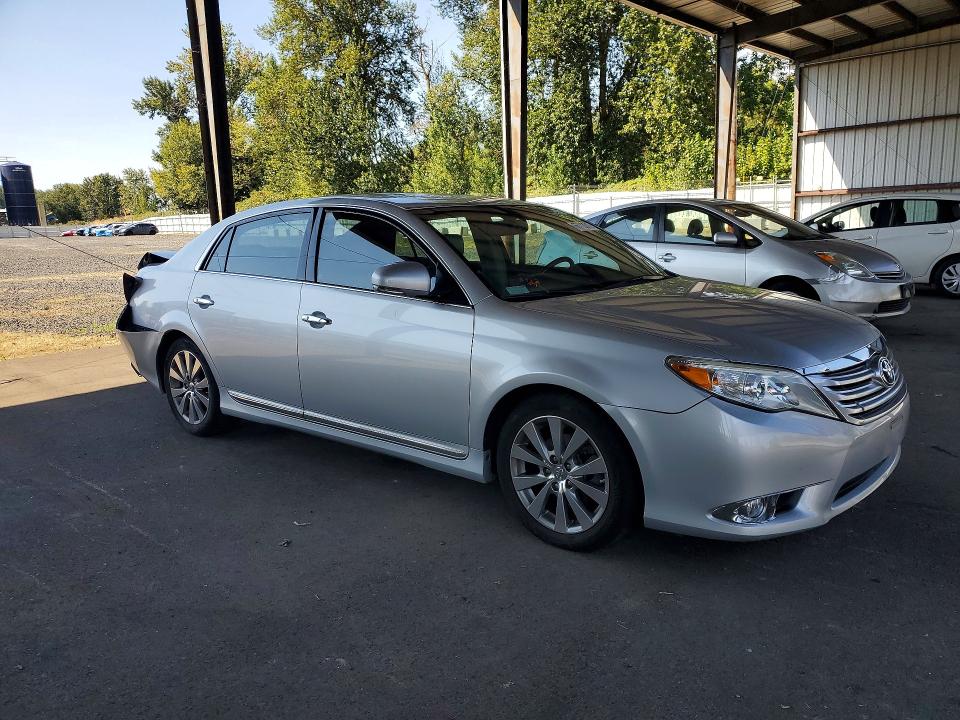 2011 Toyota Avalon მანქანა იყიდება აუქციონზე, vin: 4T1BK3DB7BU381983, აუქციონის ნომერი: 66113016