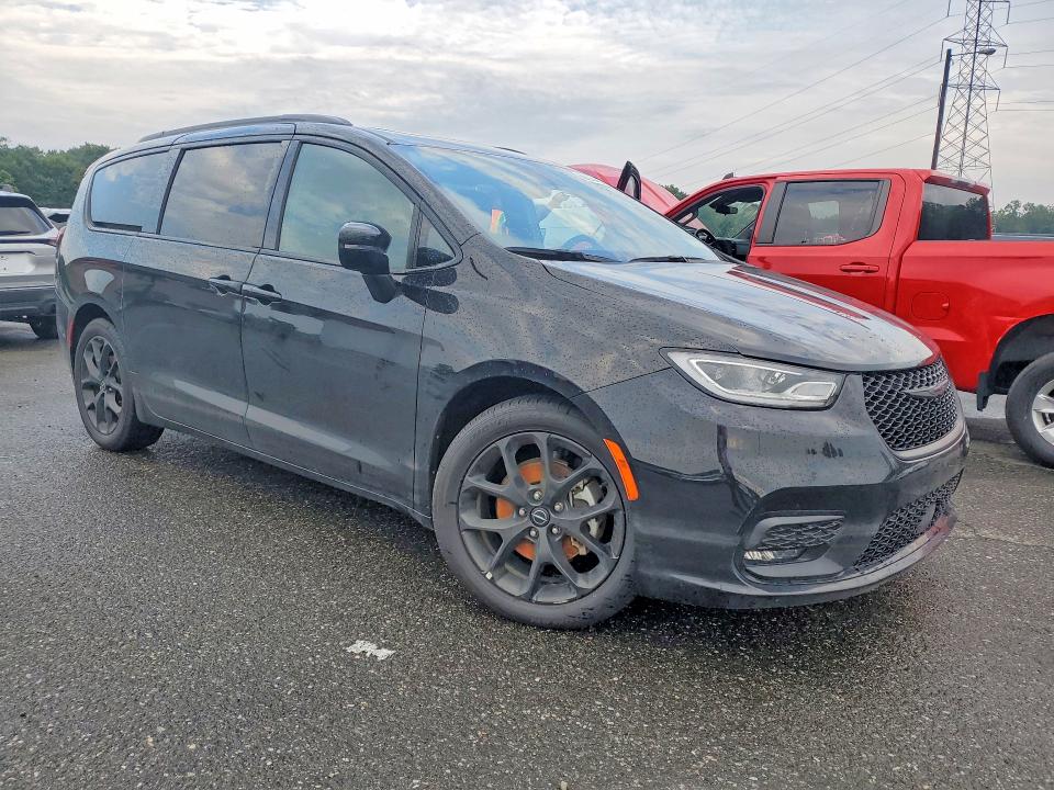 65364486 :رقم المزاد ، 2C4RC1GG1SR567754 vin ، 2025 Chrysler Pacifica مزاد بيع