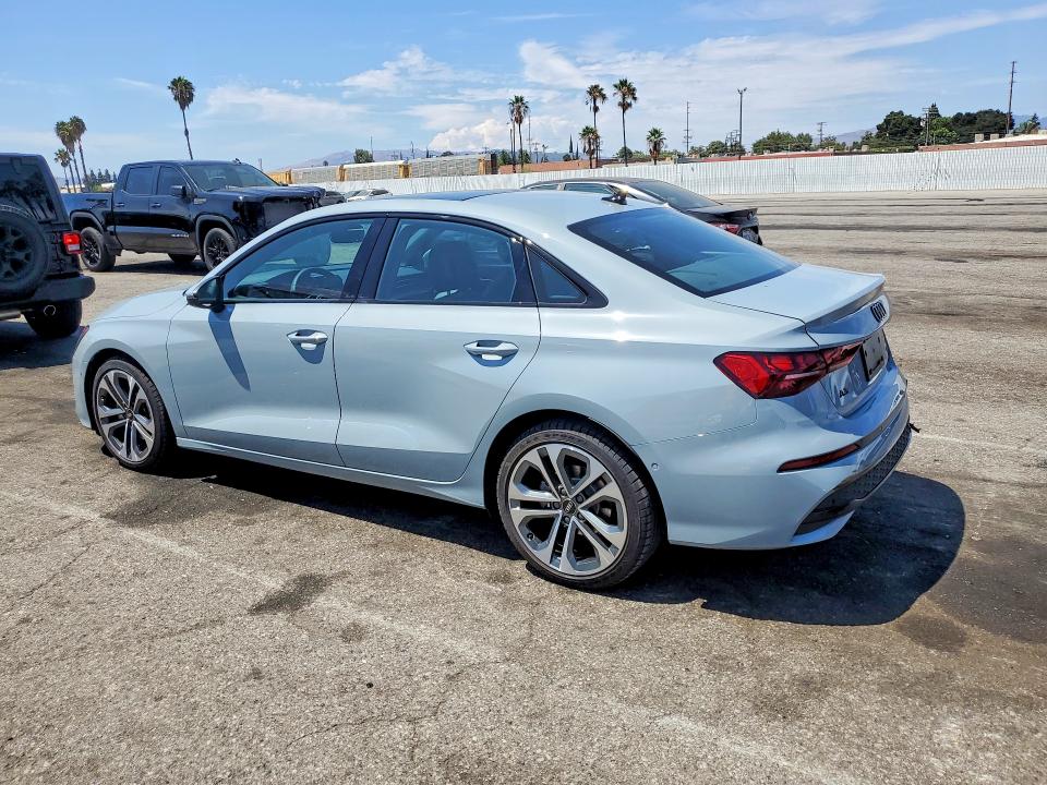 Продажа на аукционе авто 2026 Audi A3, vin: WAUGUDGY9TA031975, номер лота: 65034456
