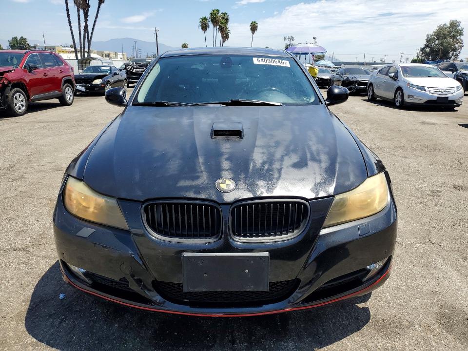 64090646 :رقم المزاد ، WBAPH5G53BNM71259 vin ، 2011 Bmw 328 مزاد بيع