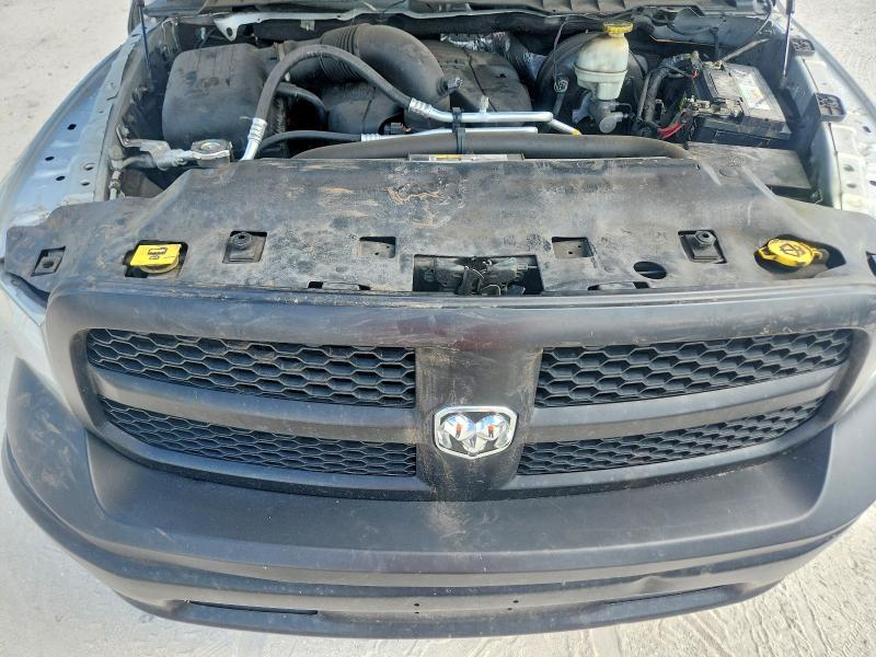 66272936 :رقم المزاد ، 3C6JR6AT5HG668445 vin ، 2017 Ram 1500 مزاد بيع