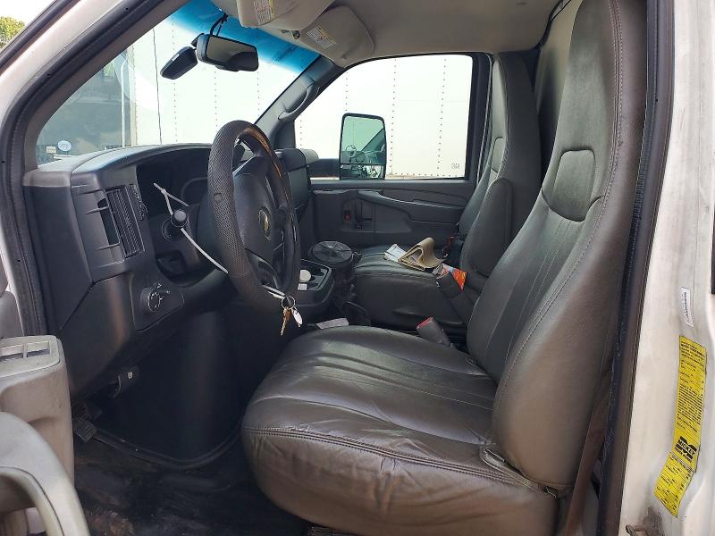 63523676 :رقم المزاد ، 1GB6G5CG8E1212405 vin ، 2014 Chevrolet Express G4500 مزاد بيع