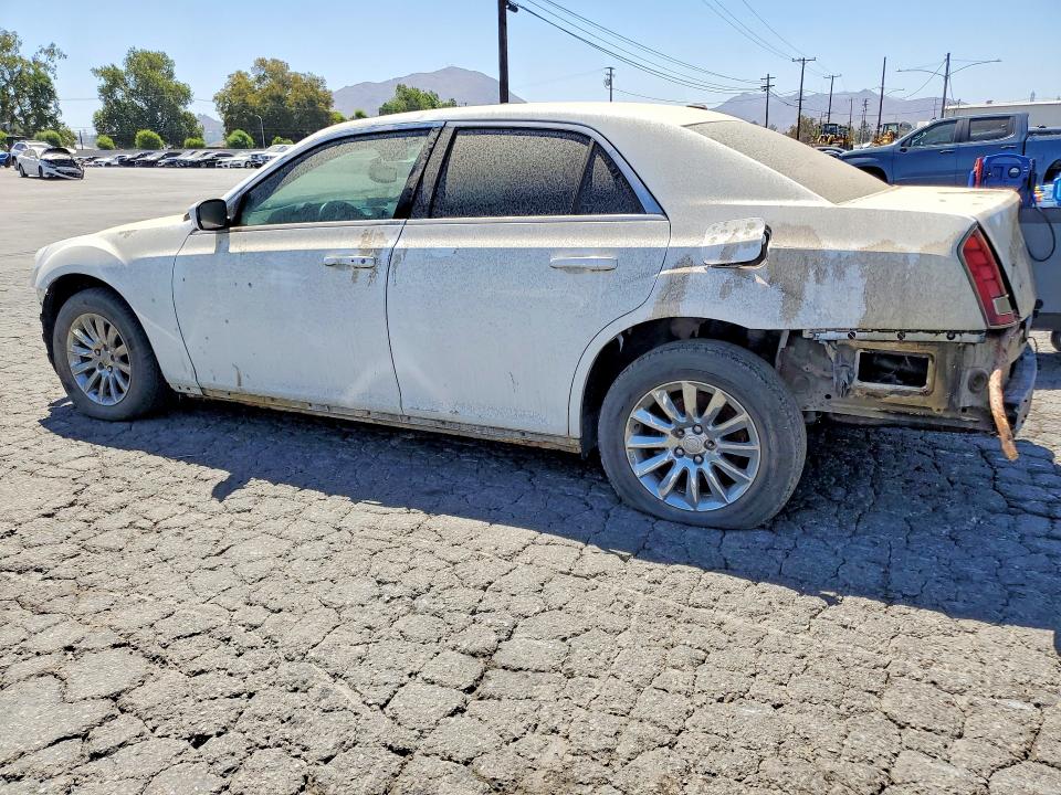 63687336 :رقم المزاد ، 2C3CCAAG1DH740989 vin ، 2013 Chrysler 300 مزاد بيع