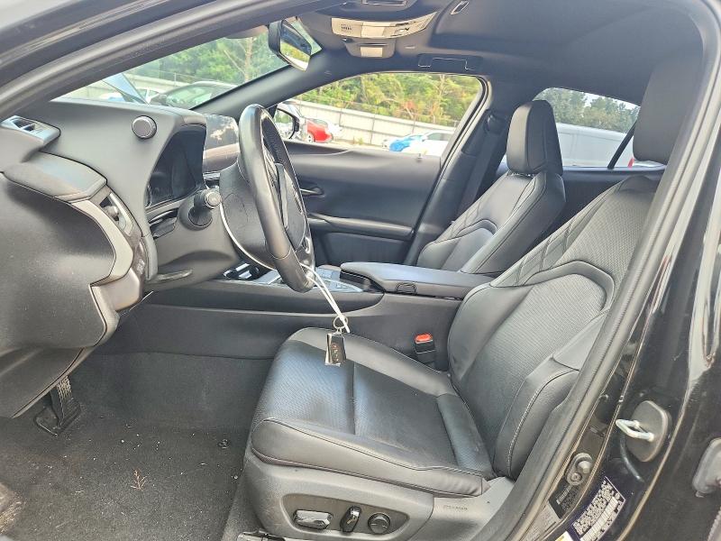 Продажа на аукционе авто 2023 Lexus Ux, vin: JTHP6JBH4P2134772, номер лота: 64574936