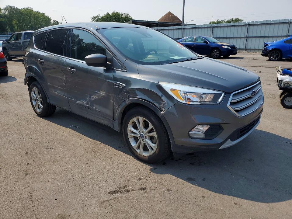 2019 Ford Escape მანქანა იყიდება აუქციონზე, vin: 1FMCU0GD3KUB48550, აუქციონის ნომერი: 64432386