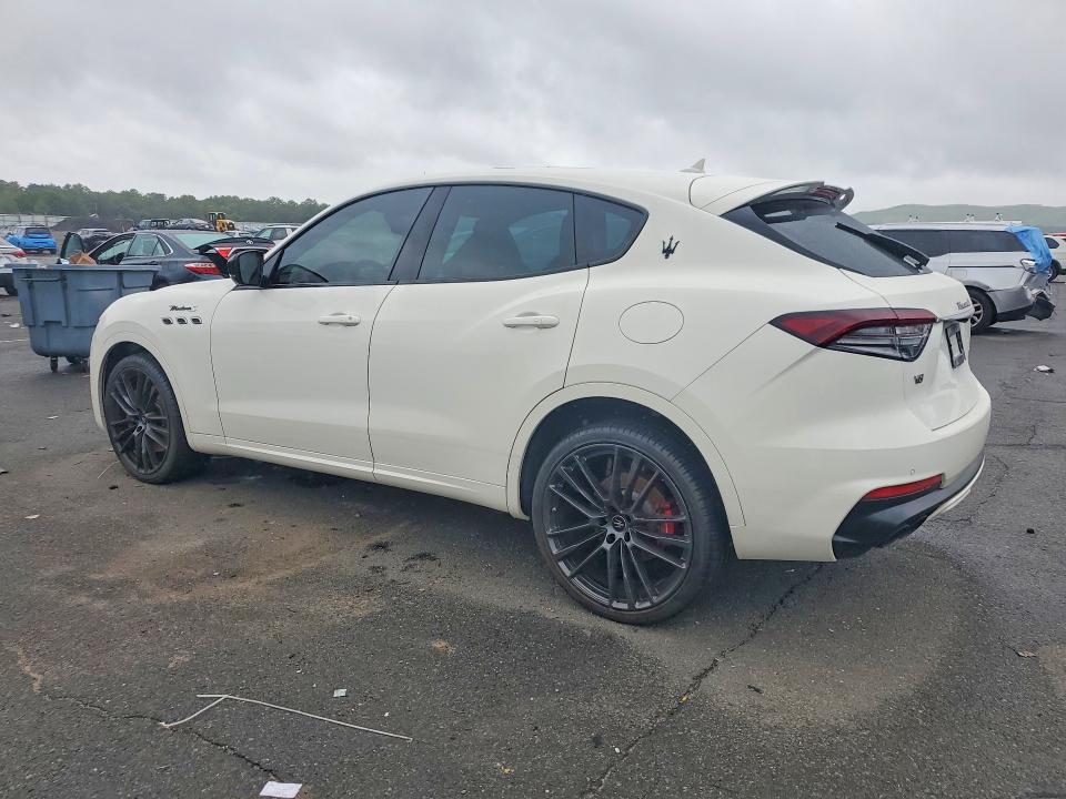 2022 Maserati Levante მანქანა იყიდება აუქციონზე, vin: ZN661ZUM7NX402801, აუქციონის ნომერი: 65599226