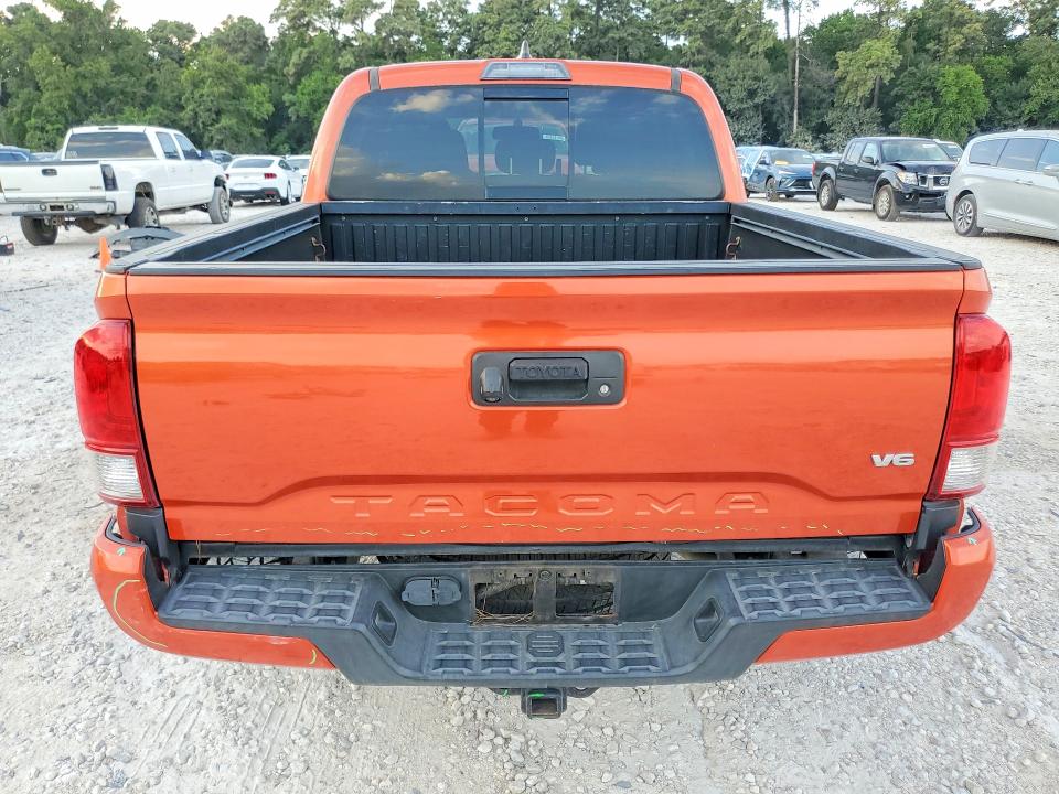 2017 Toyota Tacoma მანქანა იყიდება აუქციონზე, vin: 5TFCZ5AN2HX102879, აუქციონის ნომერი: 65852976