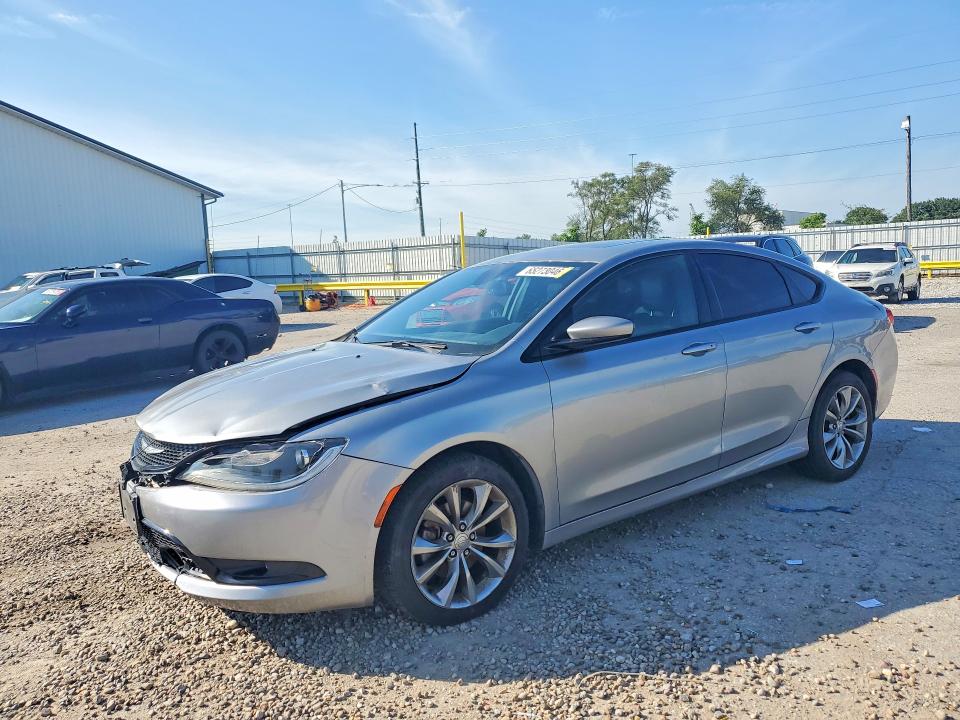 65273046 :رقم المزاد ، 1C3CCCBB3FN550569 vin ، 2015 Chrysler 200 مزاد بيع