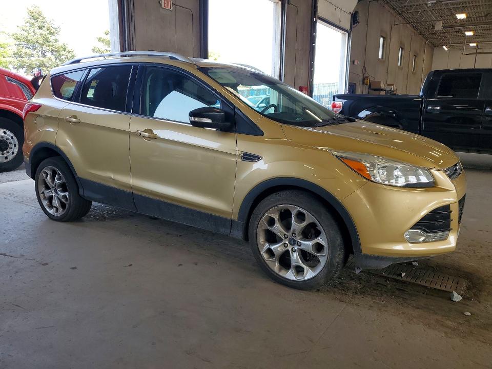 2014 Ford Escape მანქანა იყიდება აუქციონზე, vin: 1FMCU0JX7EUC36640, აუქციონის ნომერი: 64639086