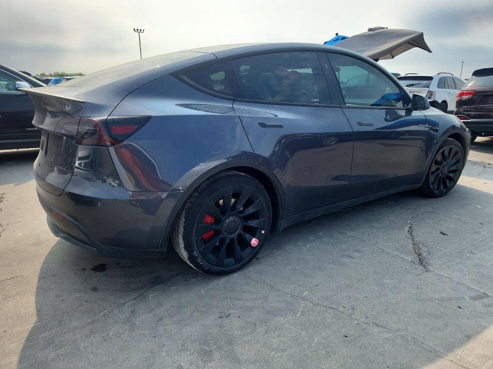 Продажа на аукционе авто 2023 Tesla Model Y, vin: 7SAYGDEF2PF872763, номер лота: 66104726
