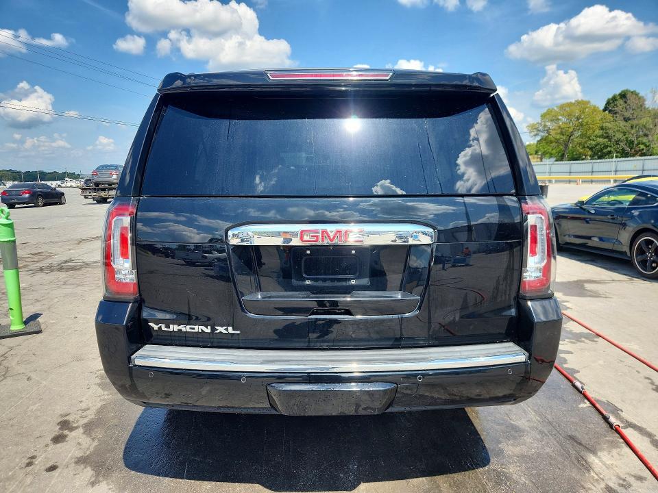Продажа на аукционе авто 2017 Gmc Yukon Xl, vin: 1GKS1HKJ9HR216676, номер лота: 67156016