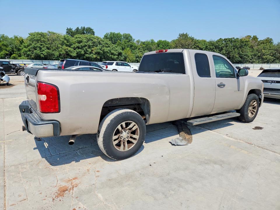 Продаж на аукціоні авто 2007 Chevrolet Silverado, vin: 1GCEC19J67E526337, номер лоту: 63945146
