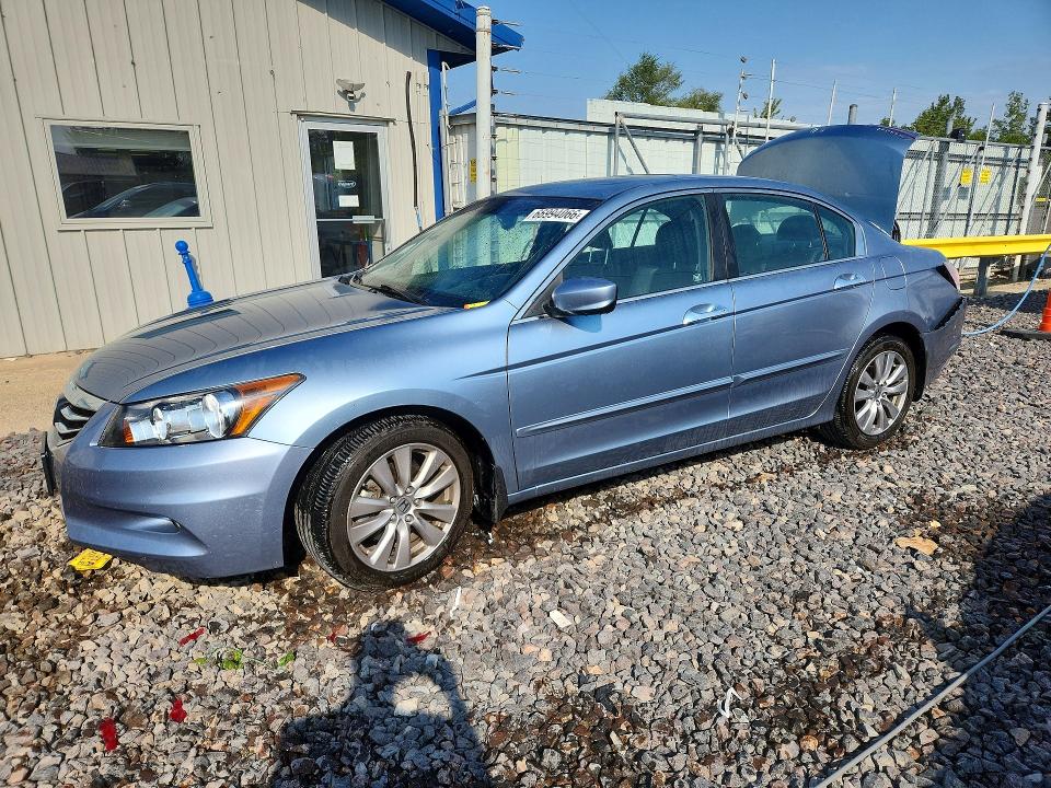 Auction sale of the 2011 Honda Accord, vin: 1HGCP3F85BA031640, lot number: 66994066