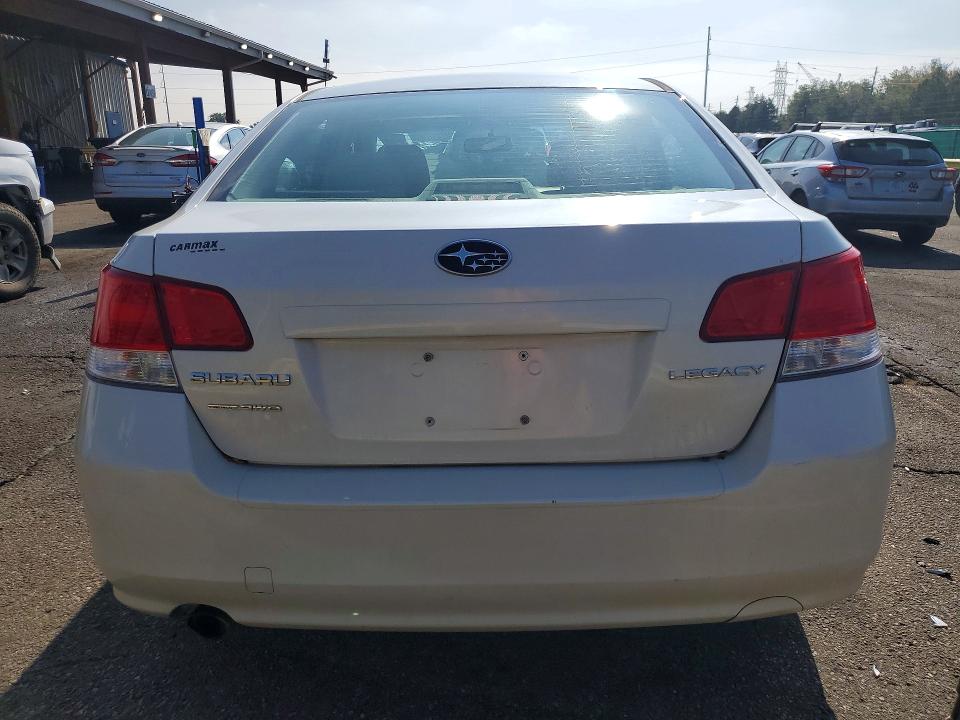 2013 Subaru Legacy მანქანა იყიდება აუქციონზე, vin: 4S3BMCC61D3011155, აუქციონის ნომერი: 65190526
