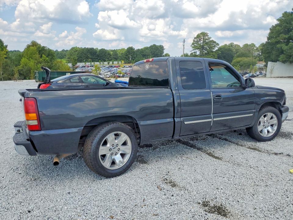 66691866 :رقم المزاد ، 2GCEC19VX31272968 vin ، 2003 Chevrolet Silverado مزاد بيع