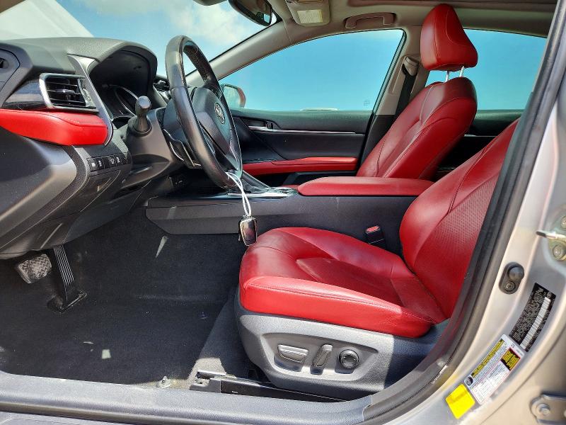 65997326 :رقم المزاد ، 4T1K61AK3LU366024 vin ، 2020 Toyota Camry مزاد بيع