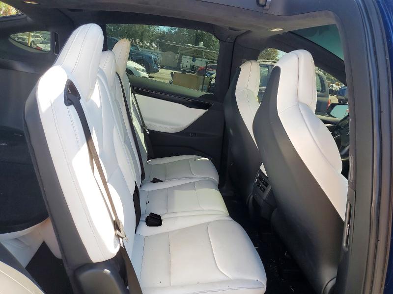 Продаж на аукціоні авто 2018 Tesla Model X, vin: 5YJXCAE27JF115946, номер лоту: 65482166