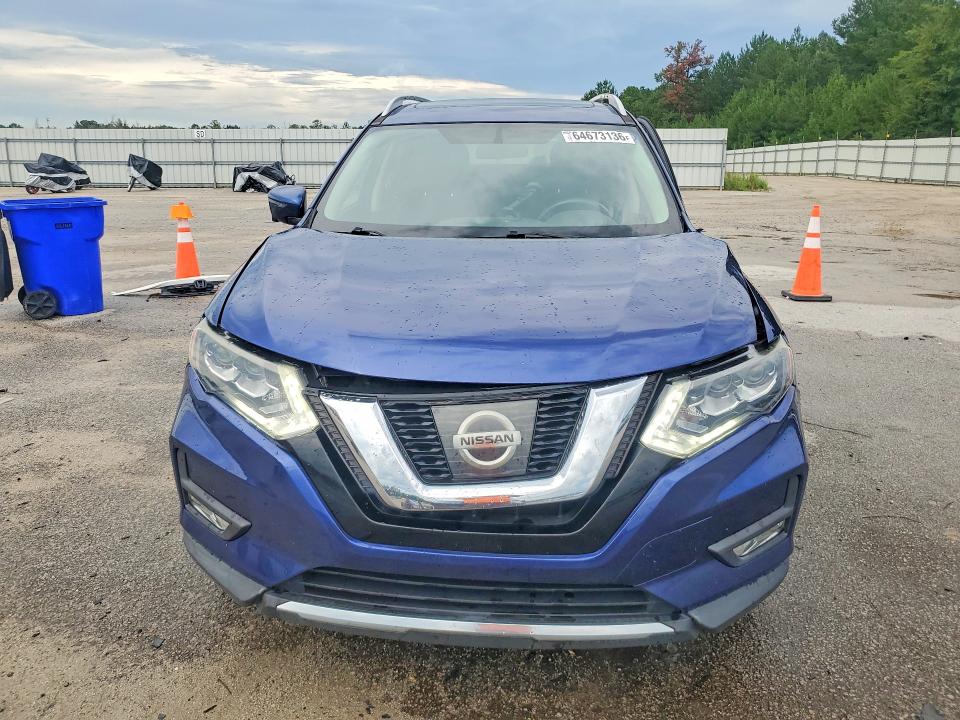 Продаж на аукціоні авто 2017 Nissan Rogue, vin: 5N1AT2MV5HC763487, номер лоту: 64673136