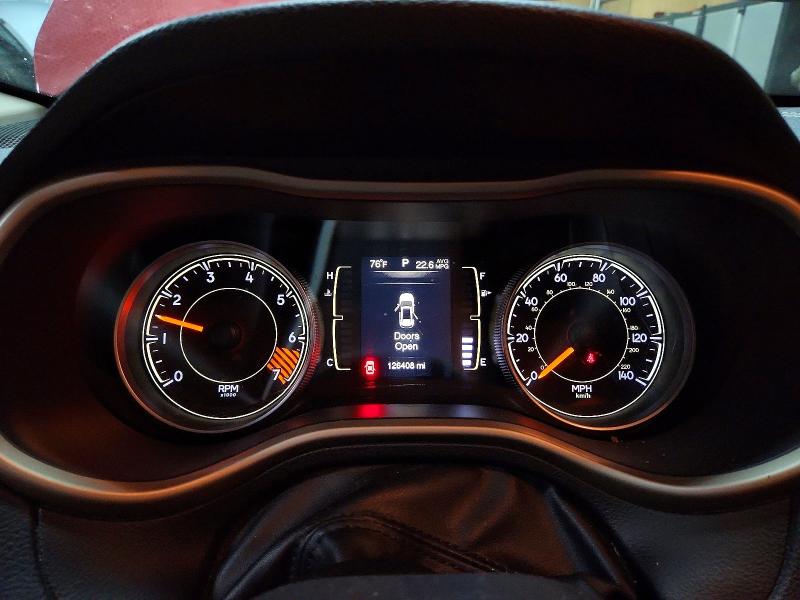 Продаж на аукціоні авто 2015 Jeep Cherokee, vin: 1C4PJLAB8FW597014, номер лоту: 64287736
