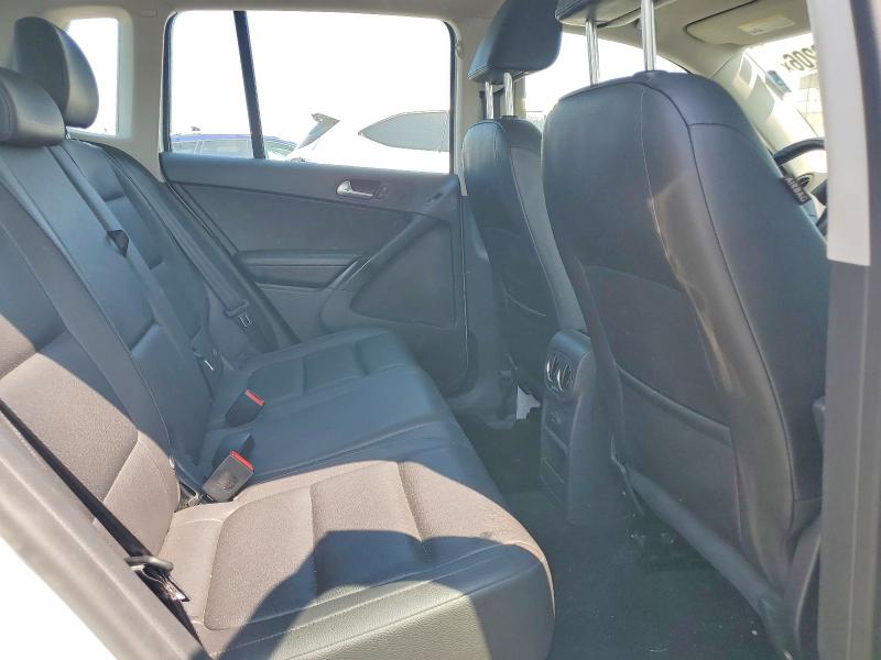 2016 Volkswagen Tiguan მანქანა იყიდება აუქციონზე, vin: WVGBV7AX7GW019503, აუქციონის ნომერი: 65413206
