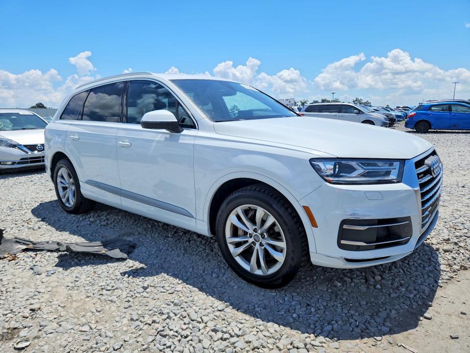 2018 Audi Q7 მანქანა იყიდება აუქციონზე, vin: WA1LAAF70JD049448, აუქციონის ნომერი: 66390096