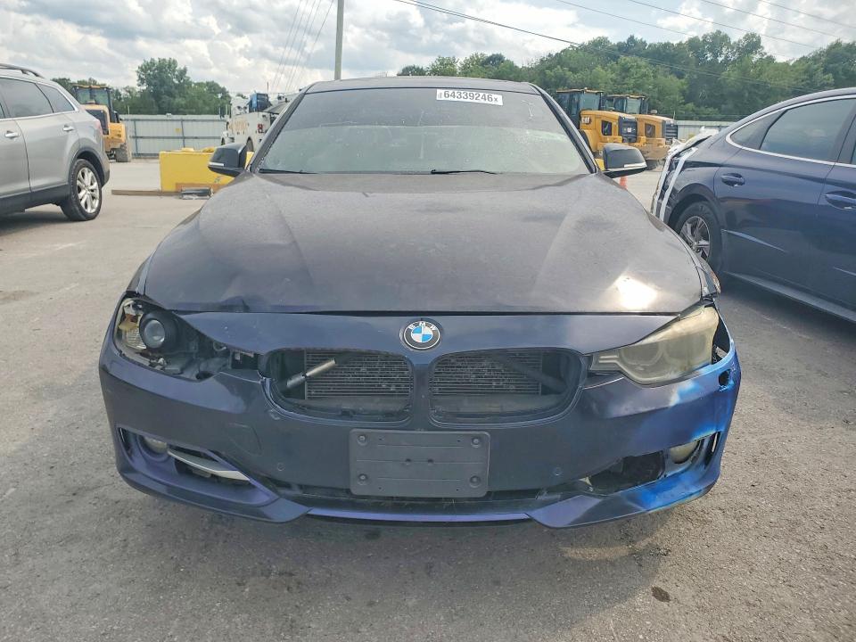 64339246 :رقم المزاد ، WBA3B9G52FNR94446 vin ، 2015 Bmw 335 مزاد بيع