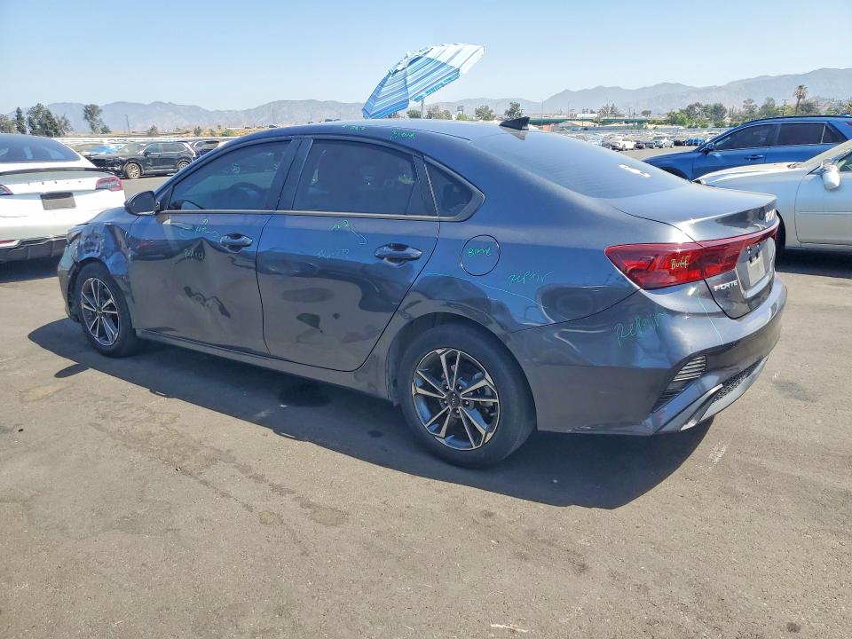 64478836 :رقم المزاد ، 3KPF24AD0NE468211 vin ، 2022 Kia Forte مزاد بيع