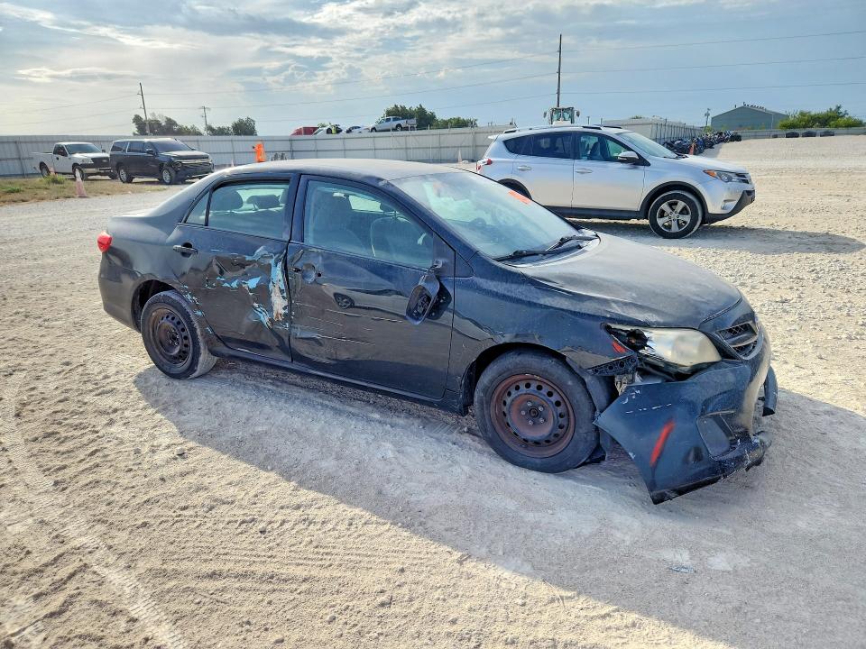 66903296 :رقم المزاد ، 5YFBU4EE0CP022874 vin ، 2012 Toyota Corolla مزاد بيع