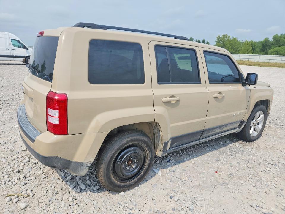 64430546 :رقم المزاد ، 1C4NJRBB3HD124631 vin ، 2017 Jeep Patriot مزاد بيع