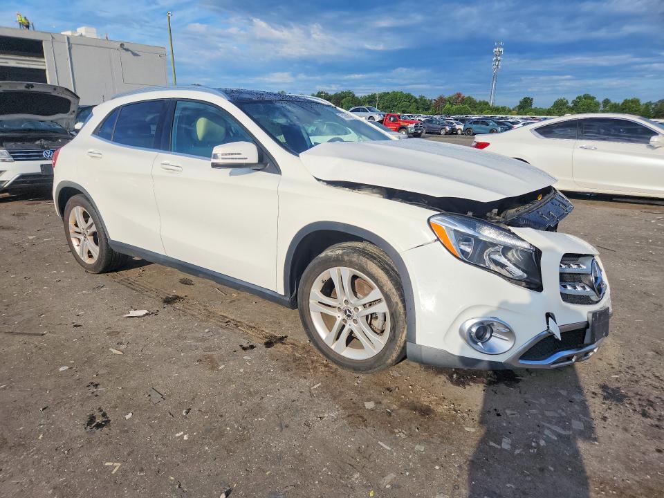 2018 Mercedes-benz Gla მანქანა იყიდება აუქციონზე, vin: WDCTG4GB2JJ527602, აუქციონის ნომერი: 65088166