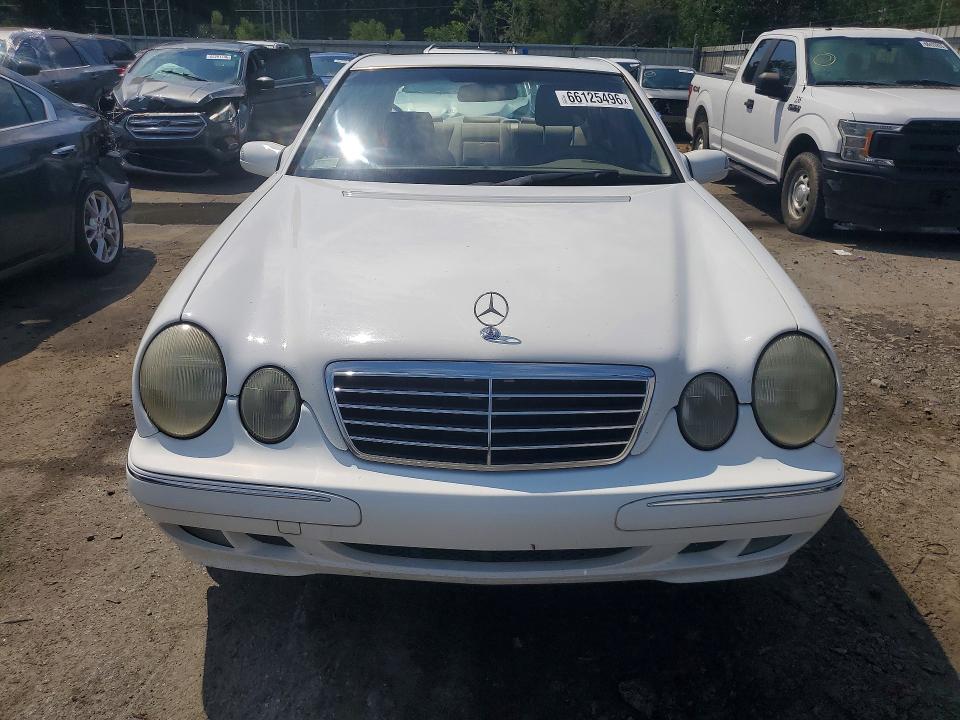 66125496 :رقم المزاد ، WDBJF65J3YB131364 vin ، 2000 Mercedes-benz E مزاد بيع