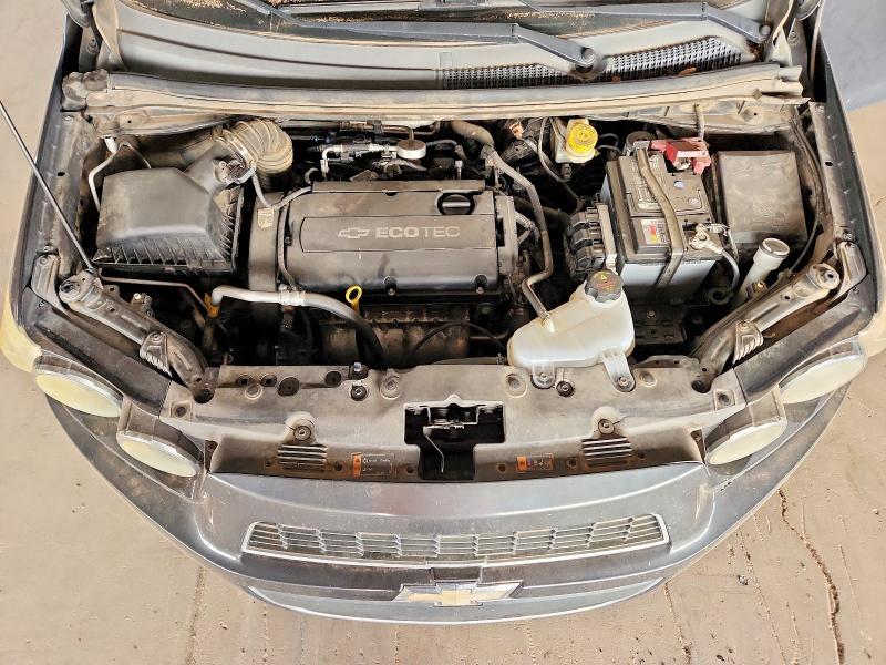63434816 :رقم المزاد ، 1G1JC5SH5F4101041 vin ، 2015 Chevrolet Sonic مزاد بيع