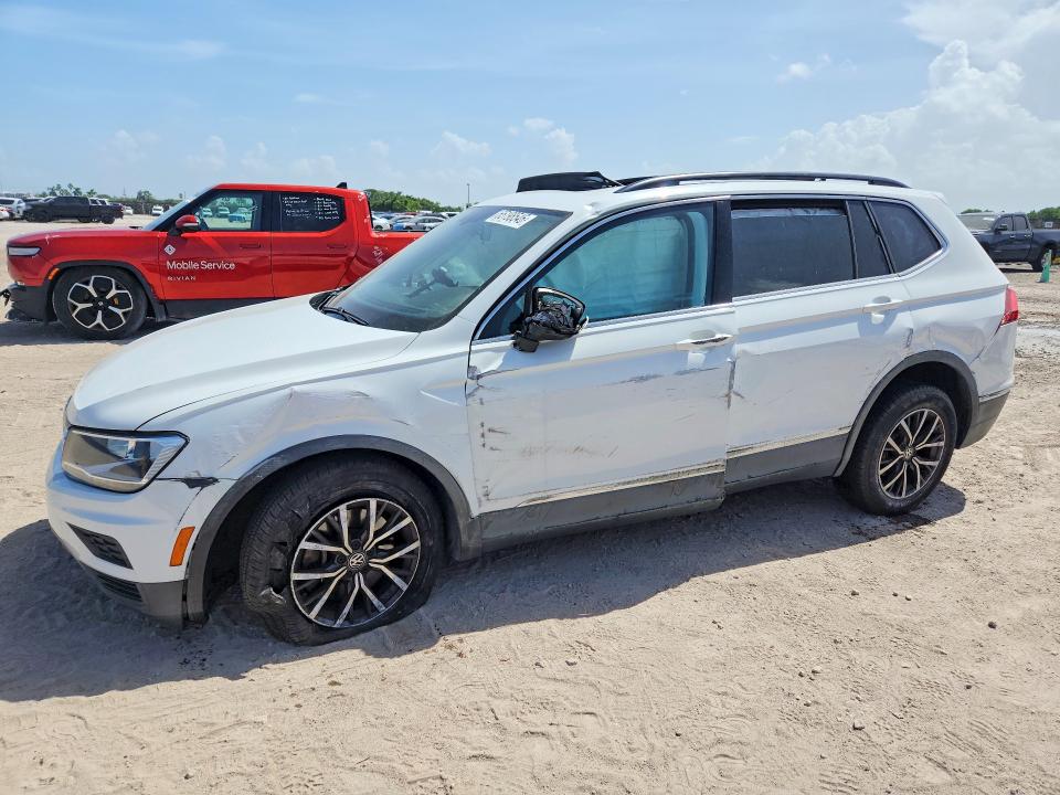 Продажа на аукционе авто 2020 Volkswagen Tiguan, vin: 3VV3B7AX9LM118448, номер лота: 65198546